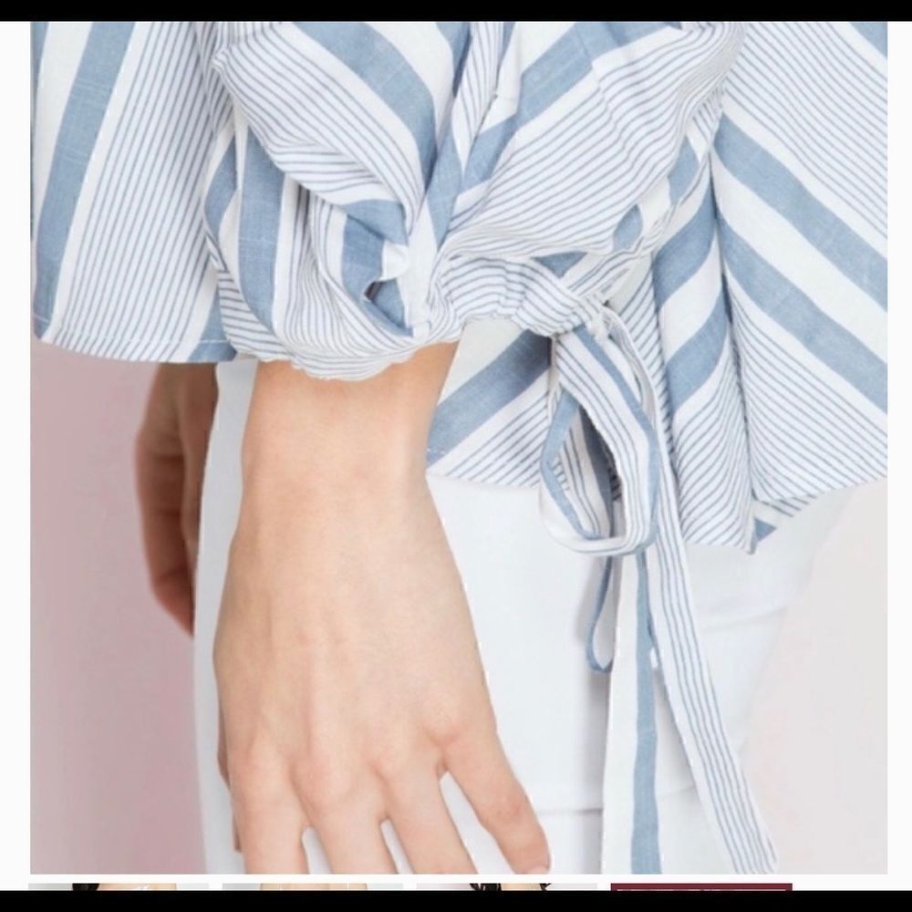 She + Sky Vertical Striped Cold Shoulder Top - Picture 3 of 6